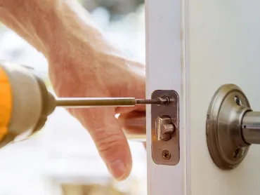 home box image 3 1 - Tucerrajeria Cerrajeros 24 horas Duplicaci&oacute;n y Copia de Llaves